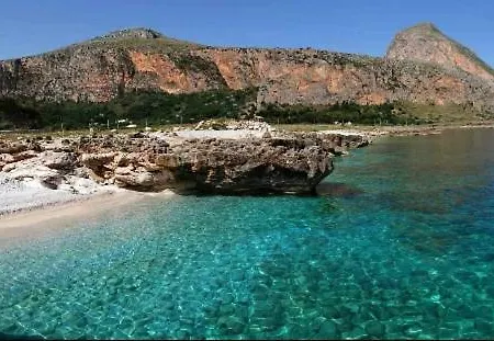Casetta Nella Riserva Naturale * San Vito Lo Capo